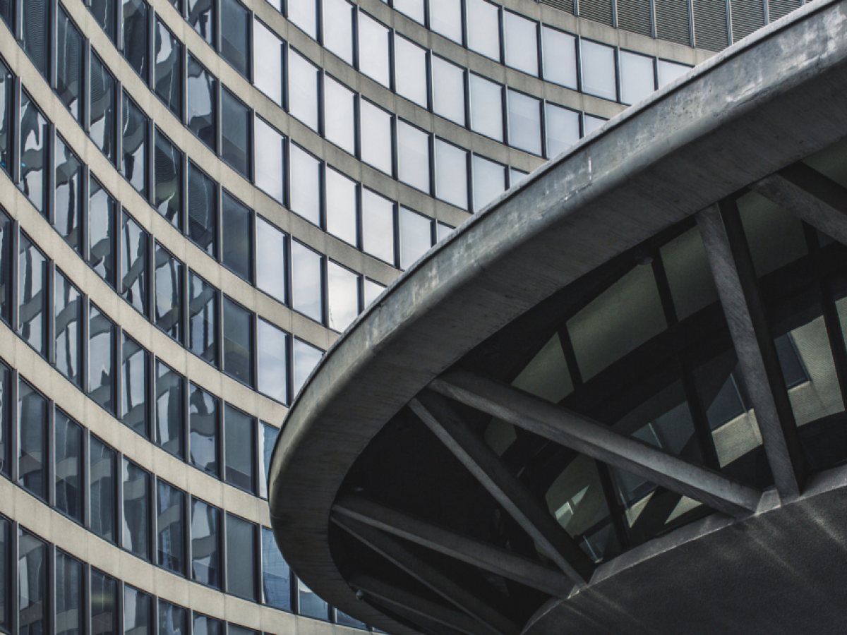 Commercial floor in a business district